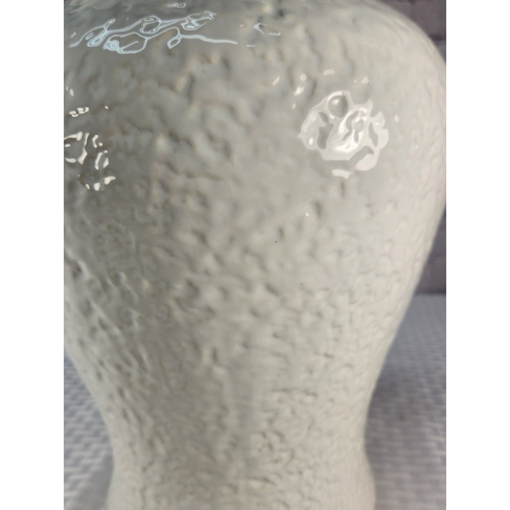 Very Large Ginger Jar Temple Jar Urn Asian Decor Mantle Piece White NWOT - Picture 2 of 7